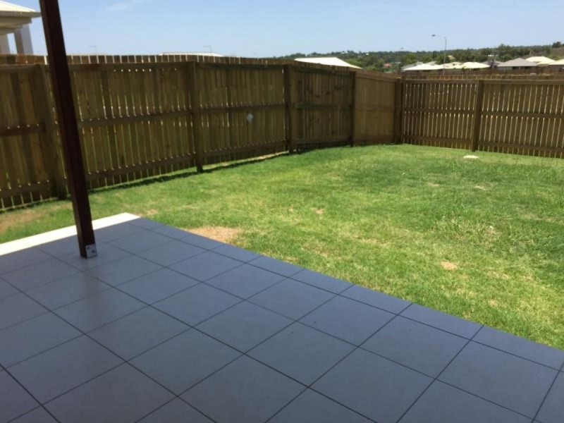 8 Virginia Drive, Parkhurst QLD 4702